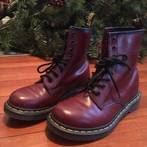 Women's 1460 Smooth Dr. Marten's Lace Up Boots